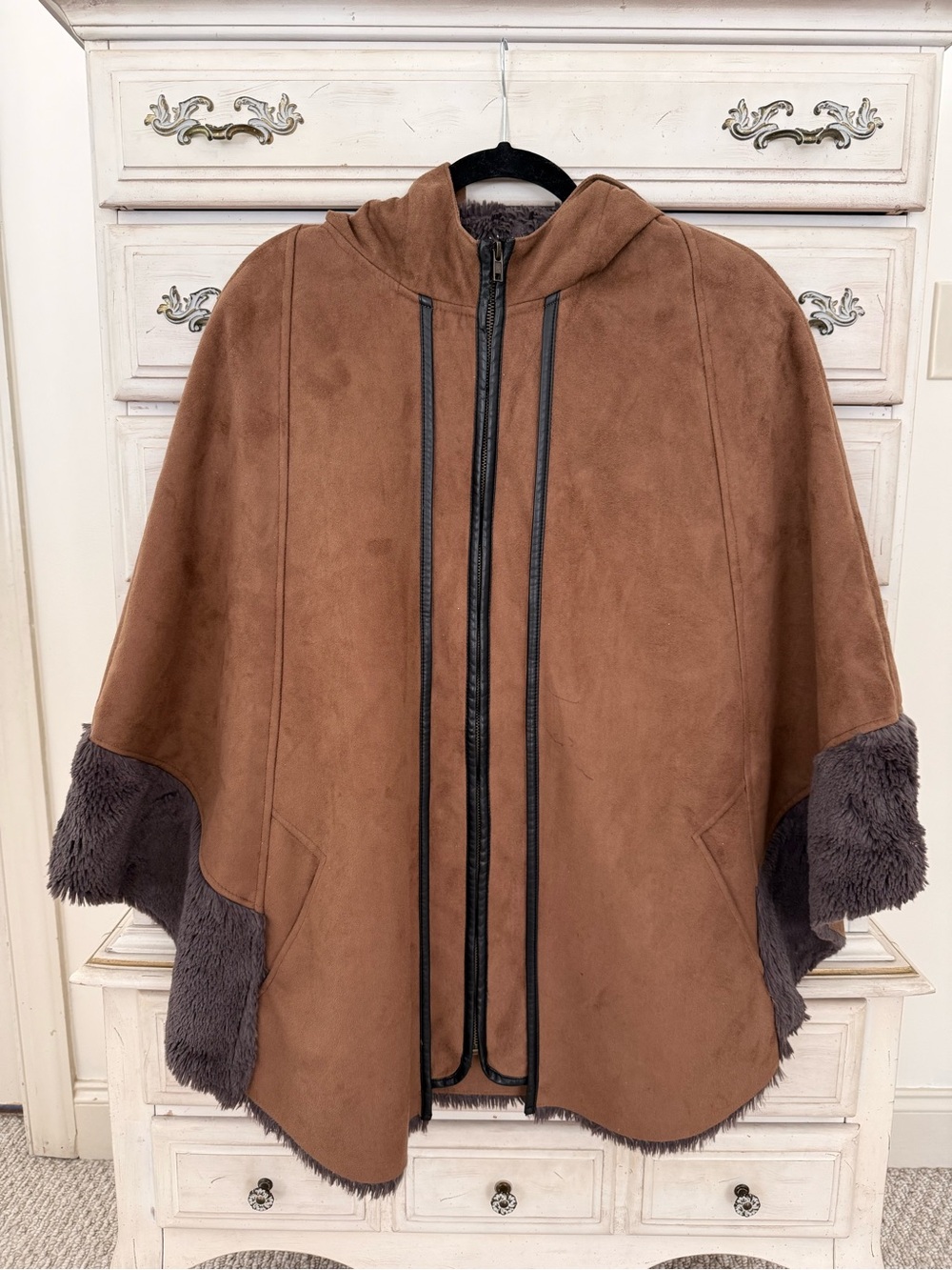 Katie Todd Women's Brown Hooded Faux Suede Fur Trimmed Zipper Cape Coat